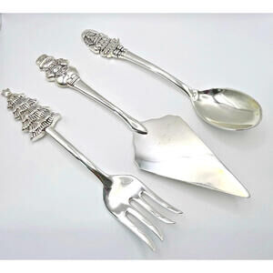 International Silver Company 3 Piece Christmas Serving Set Silver plated 2829.4